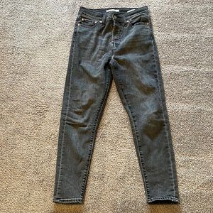 Levi’s Wedgie Skinny